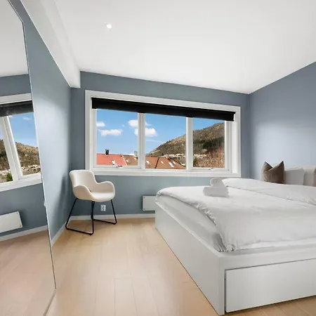 Scandinavian Style Apartement! Balcony And Stunning Views! Apartmán *