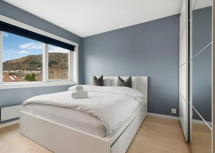 Scandinavian Style Apartement! Balcony And Stunning Views! Апартаменты