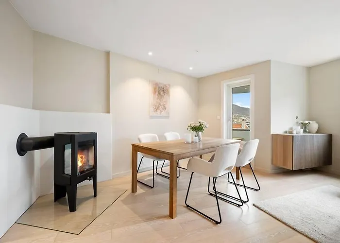 דירה Scandinavian Style Apartement! Balcony And Stunning Views!